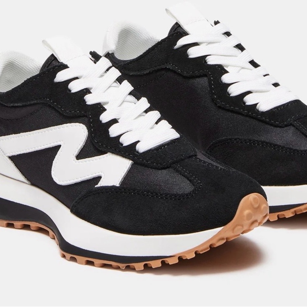 Steve Madden Black and White Sneakers